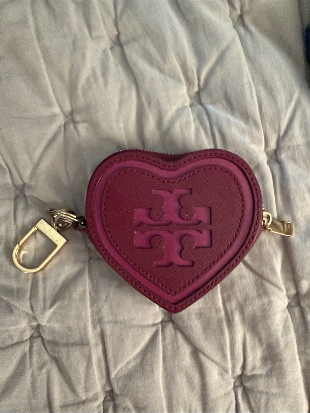Tory Burch Heart Key & Card Holder in Berry Pink with Gold Hardware